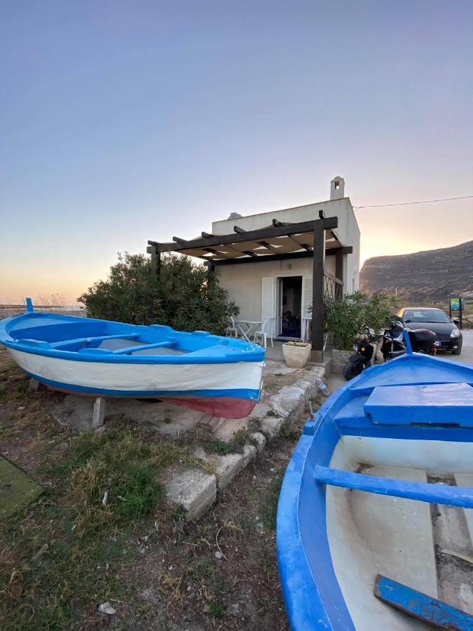 Il Cubo, Monovano Col Mare Su Tre Fronti. Favignana Extérieur photo